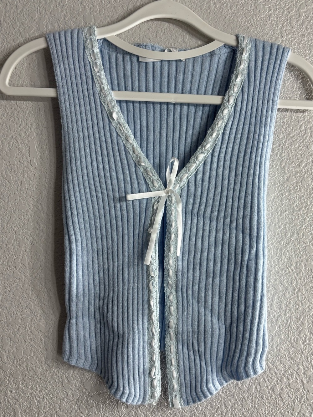 Altar'd State Light Blue Ribbed Lace-Trim Sweater Knit Vest Bow Tie Front Size S - Picture 1 of 5
